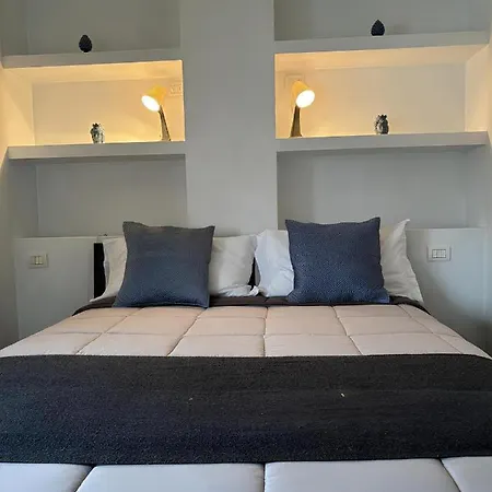 Station Bed and breakfast Bolonia